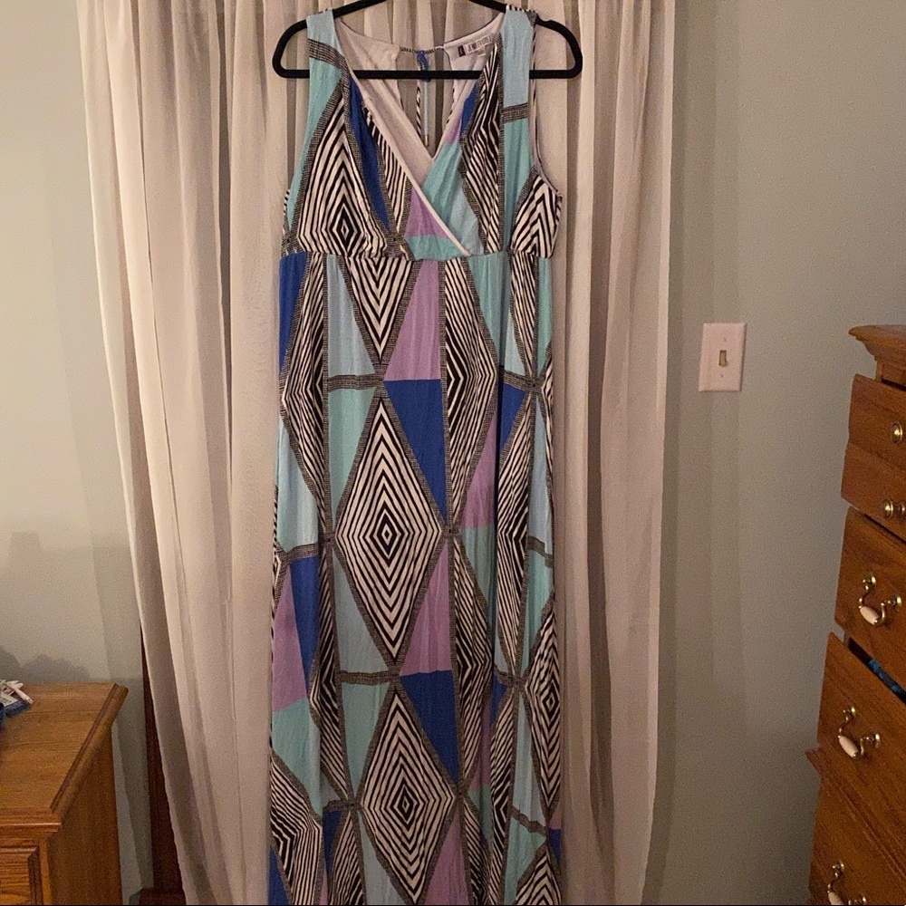 Jennifer Lopez geometric maxi dress